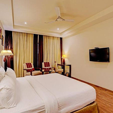 Hotel Marina Near Igi Airport Delhi نيودلهي المظهر الخارجي الصورة