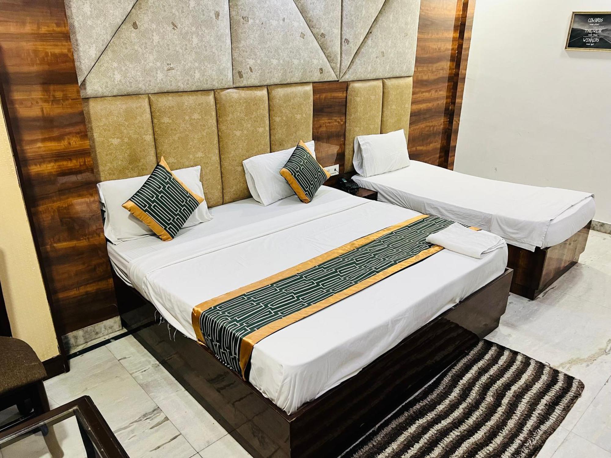 Hotel Marina Near Igi Airport Delhi نيودلهي المظهر الخارجي الصورة