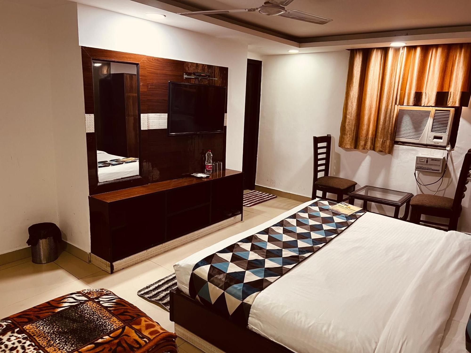 Hotel Marina Near Igi Airport Delhi نيودلهي المظهر الخارجي الصورة