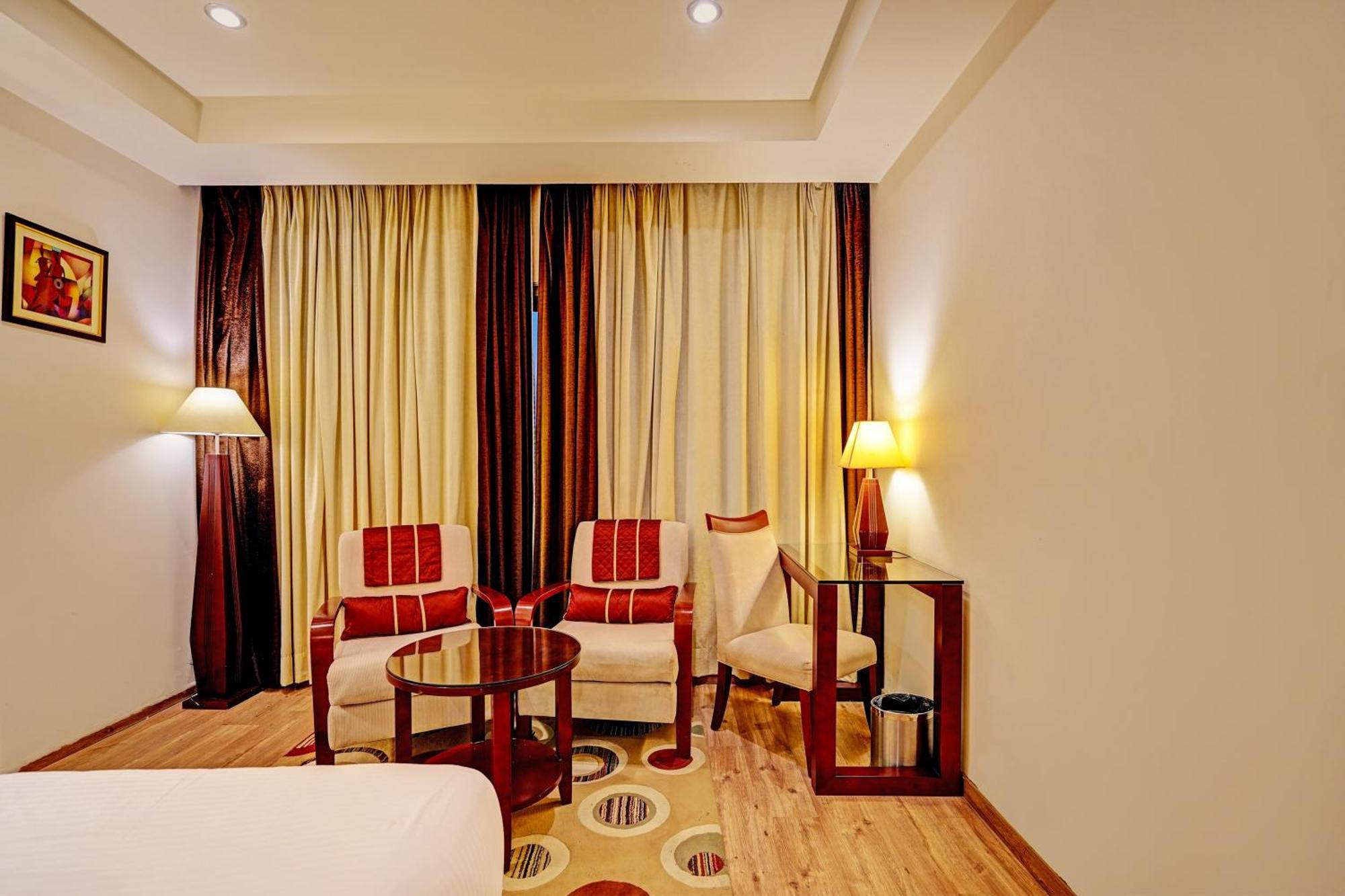 Hotel Marina Near Igi Airport Delhi نيودلهي المظهر الخارجي الصورة