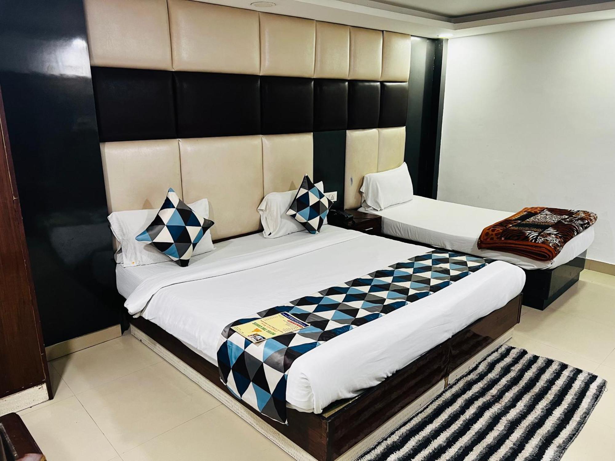 Hotel Marina Near Igi Airport Delhi نيودلهي المظهر الخارجي الصورة
